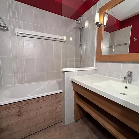Christiana 408 Cles Blanches 아파트호텔 3*